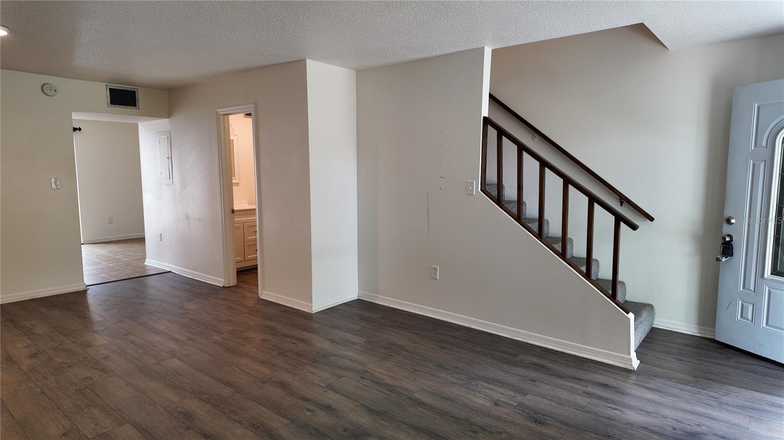 ROYAL CRESCENT CONDO - Residential