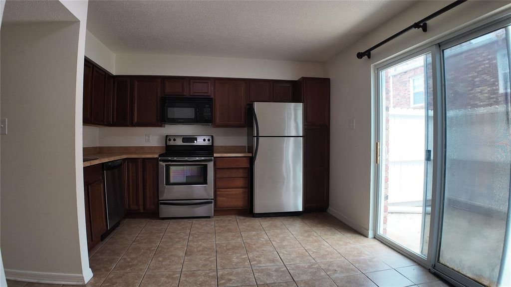 Photo of 5850 Cypress Gardens Boulevard #302, Winter Haven, FL 33884 (MLS # P4938197)