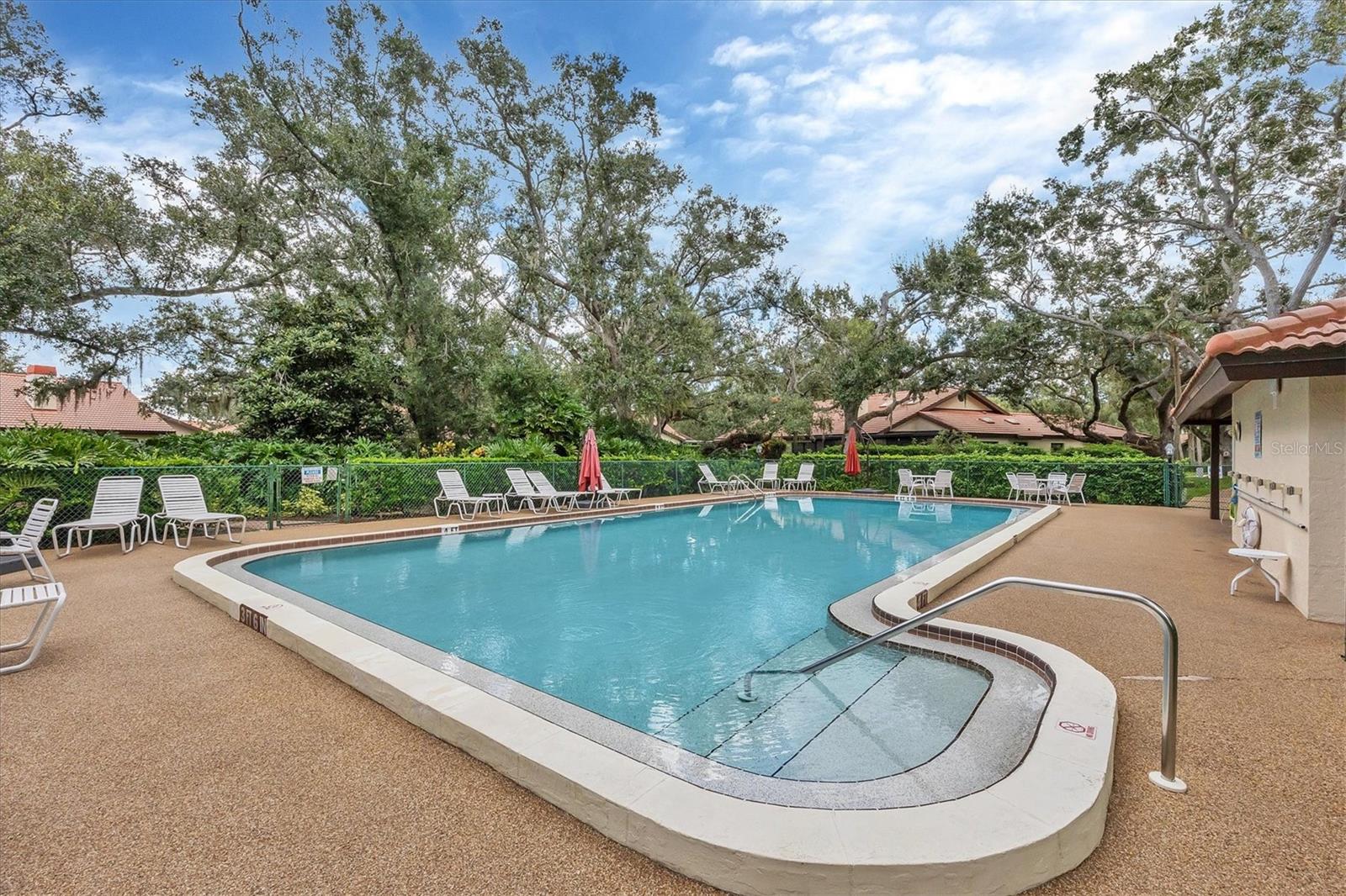 HAMMOCKS IV - Residential