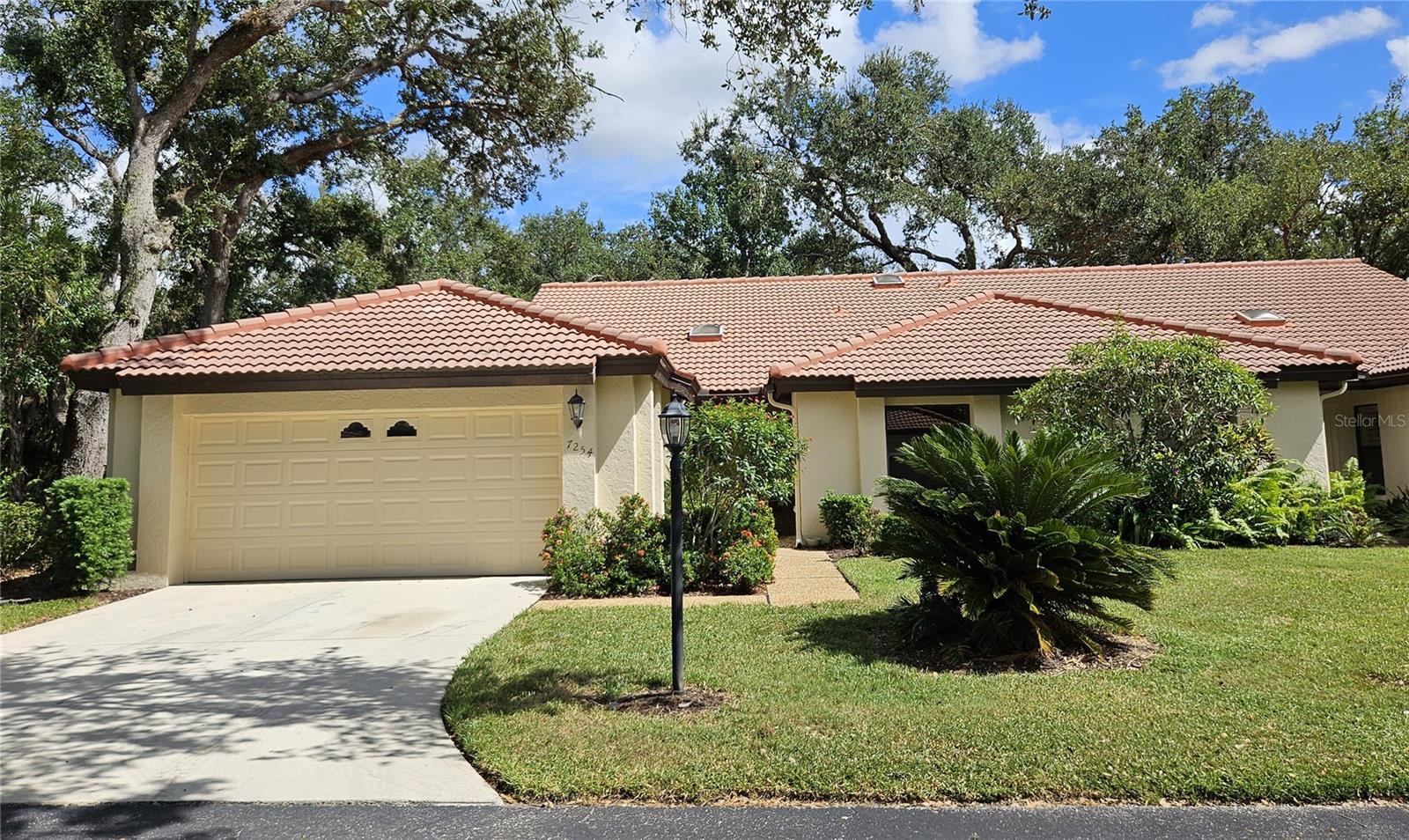 7254 OAK MOSS DRIVE 72