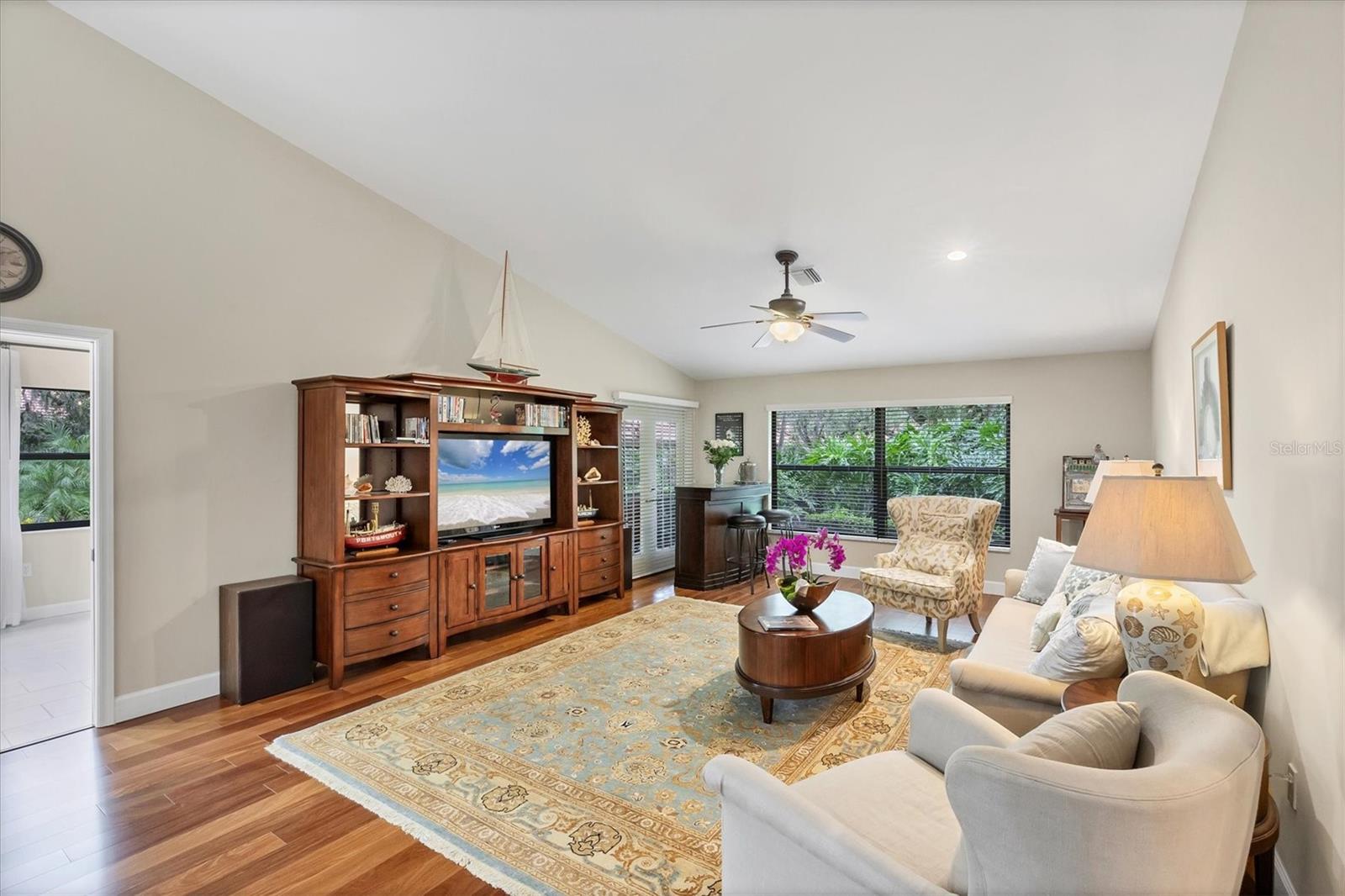 HAMMOCKS IV - Residential