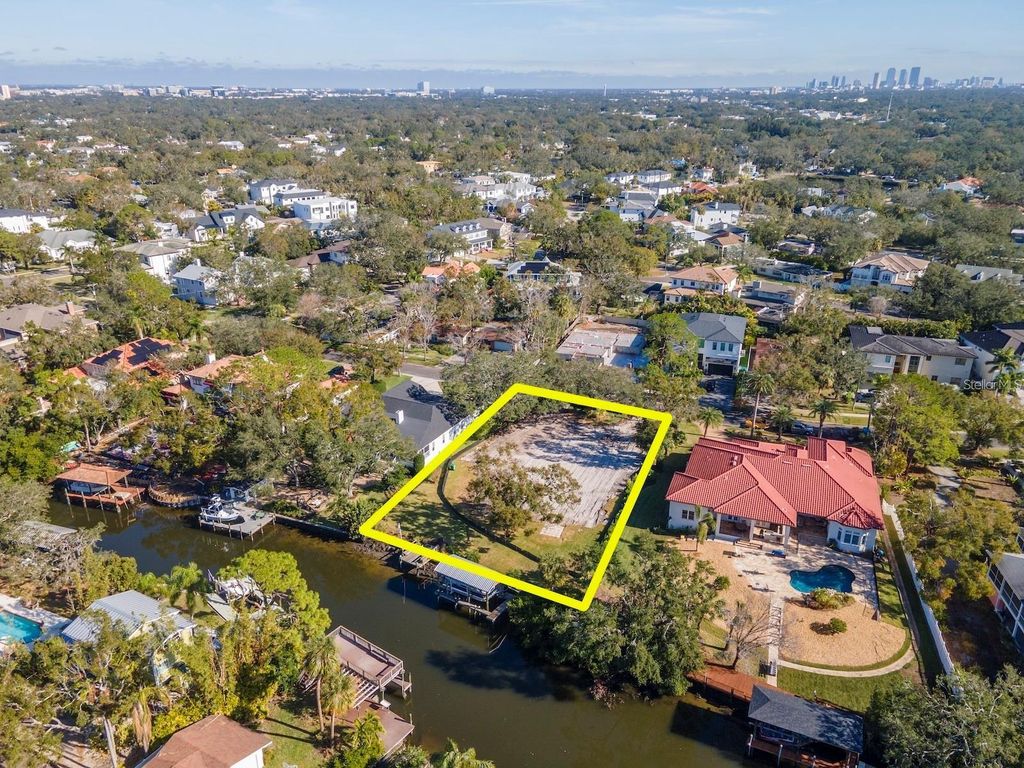 Photo of 2609 N Dundee Street, Tampa, FL 33629 (MLS # TB8458846)