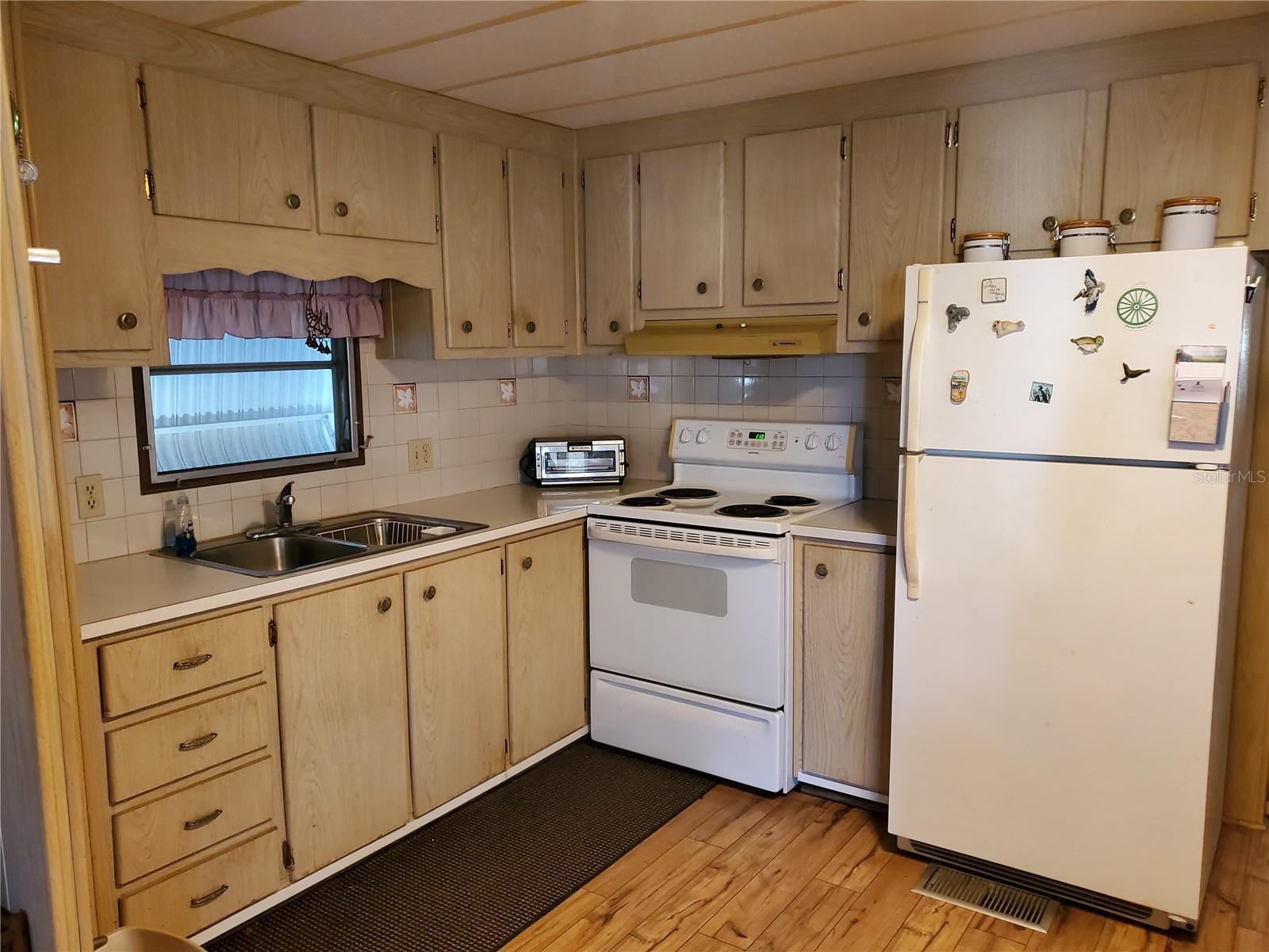 CHATEAU VILLAGE CO-OP - Residential