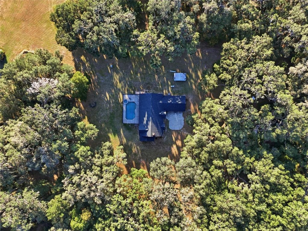 Photo of 10524 SW 75th Way, Gainesville, FL 32608 (MLS # TB8450677)