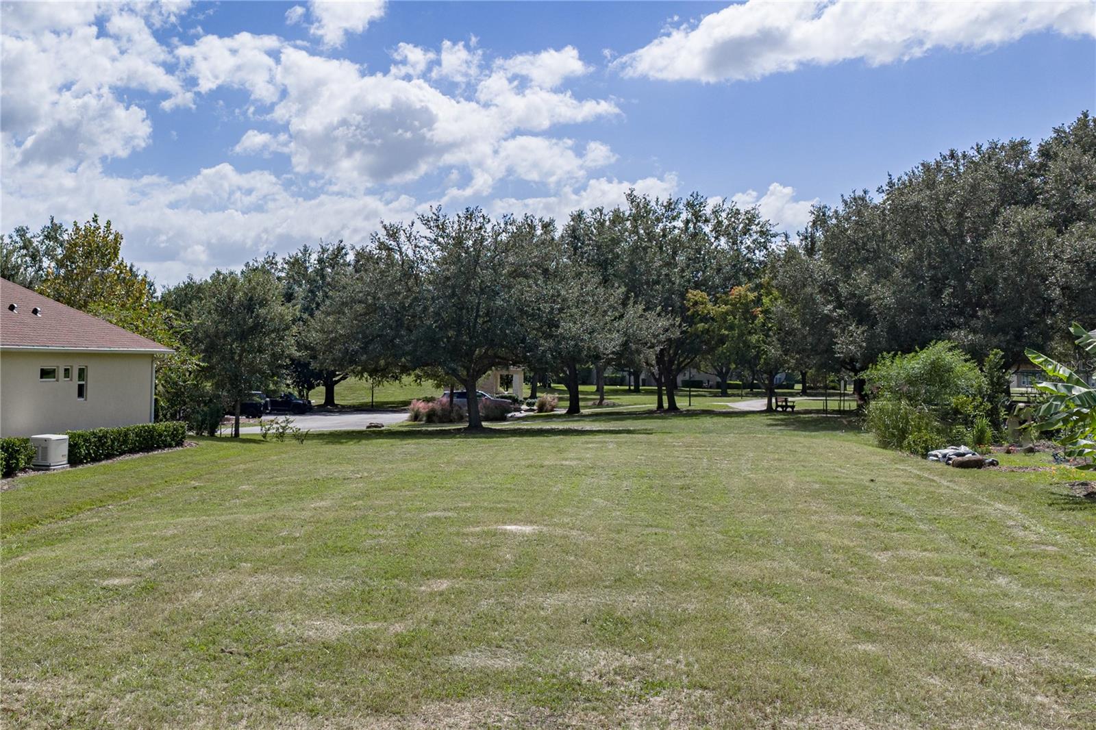 14194 THOROUGHBRED DRIVE