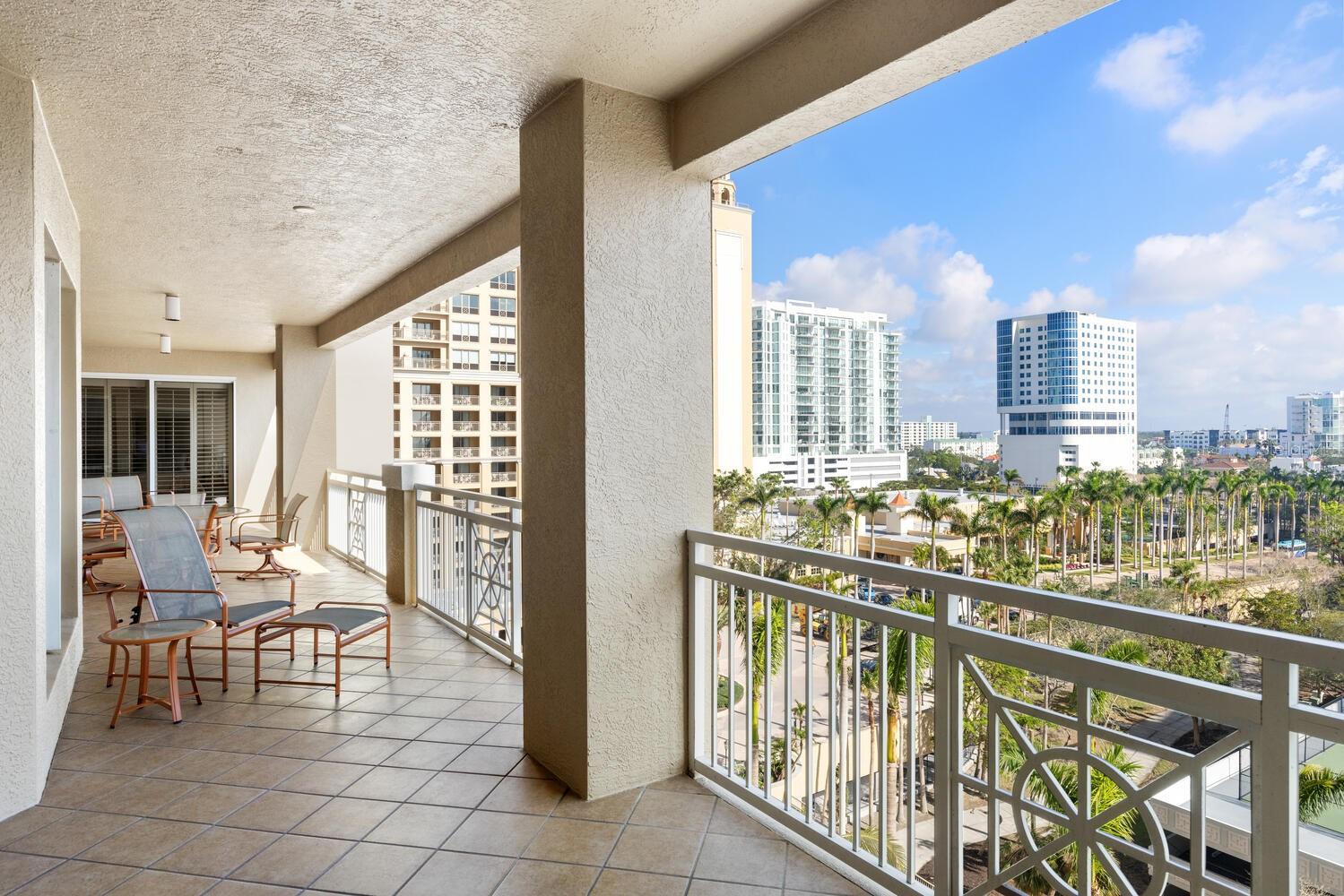 THE TOWER RESIDENCES - Residential