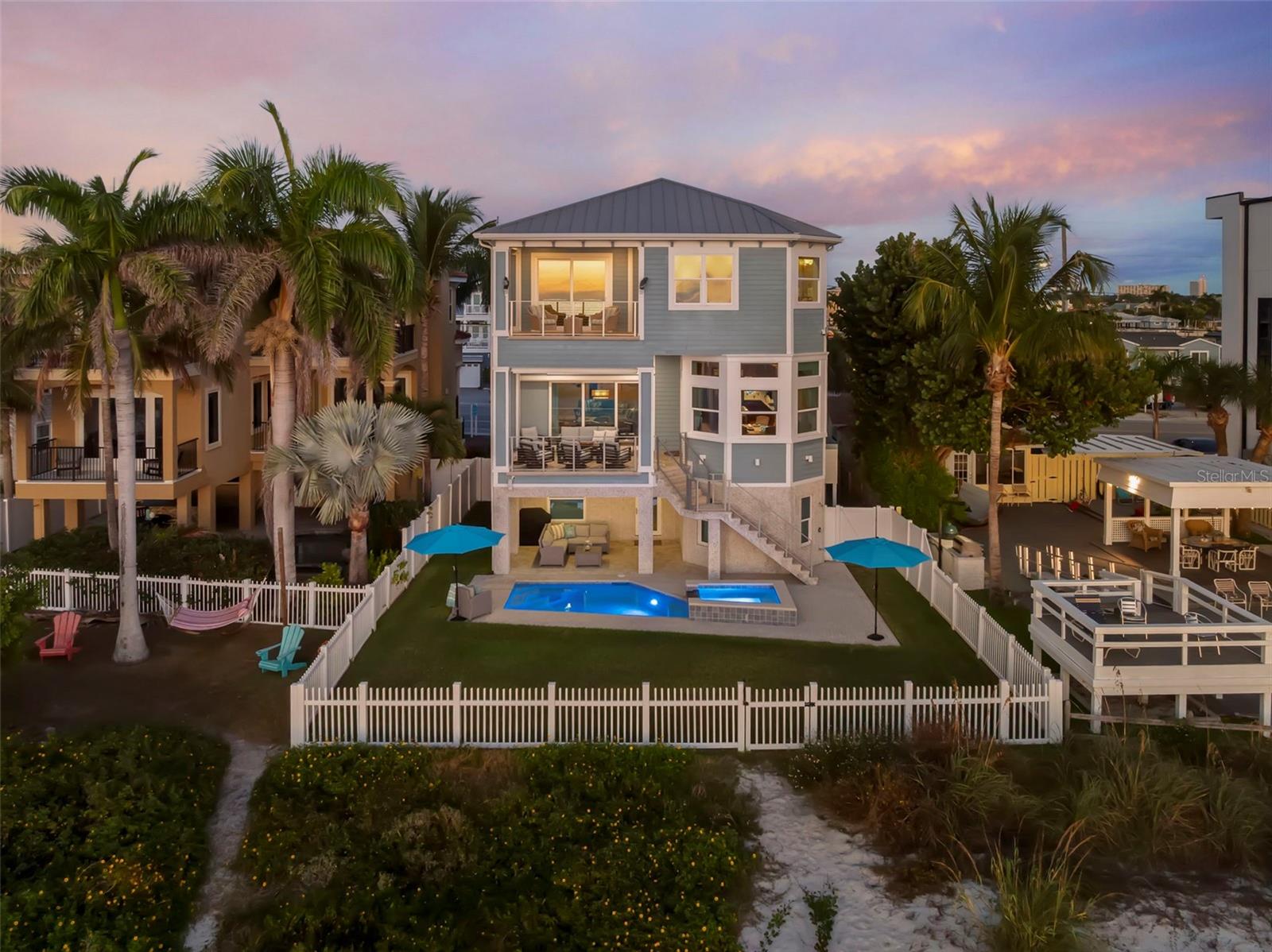 10042 GULF BOULEVARD