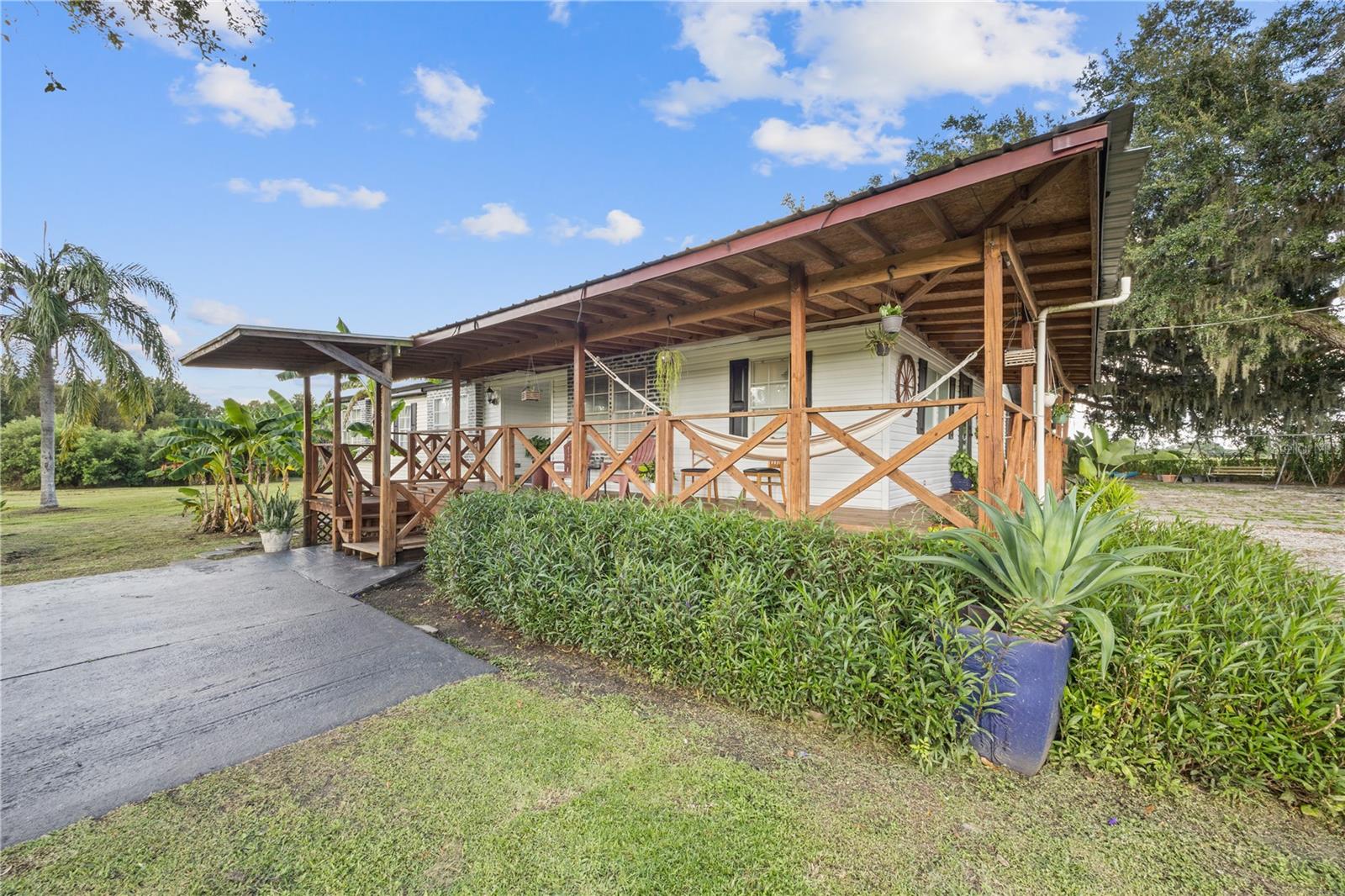 7326 LOGHOUSE ROAD