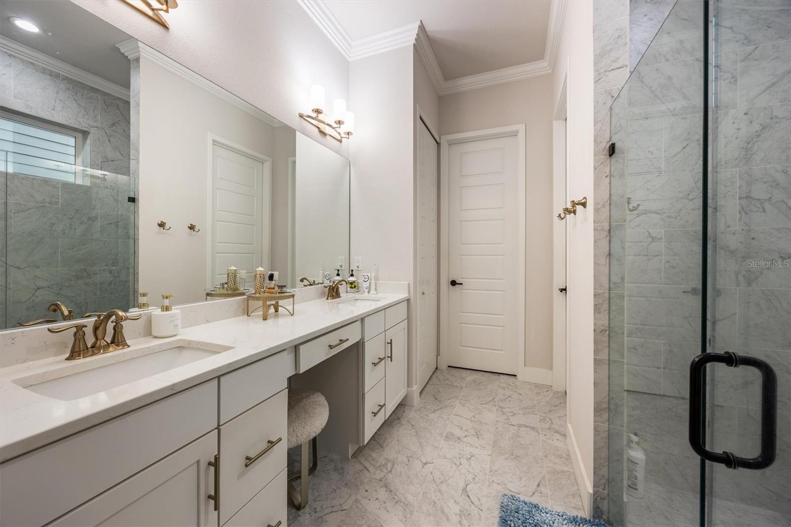 BRYTAN - Residential