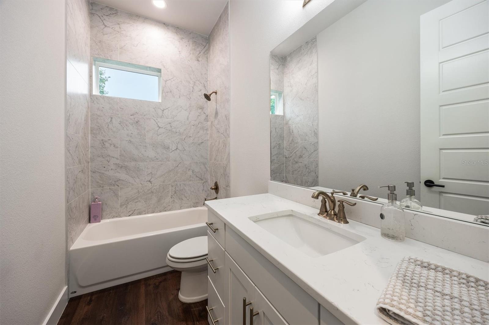 BRYTAN - Residential