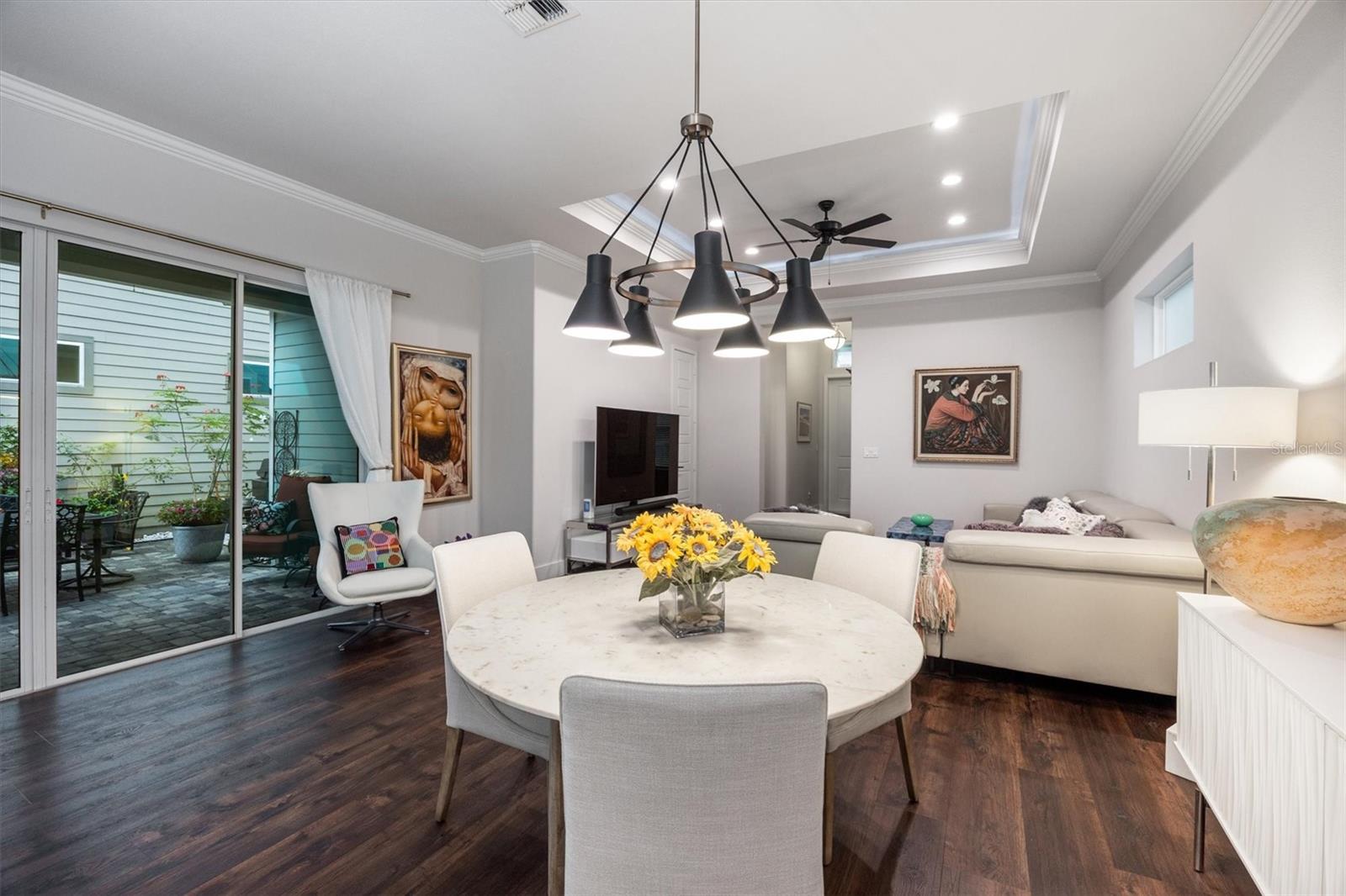 BRYTAN - Residential