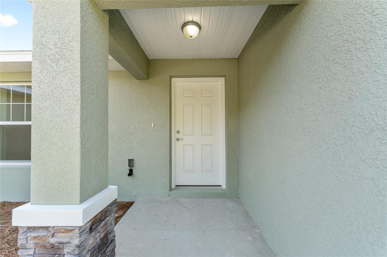 2124 W MAGENTA DRIVE