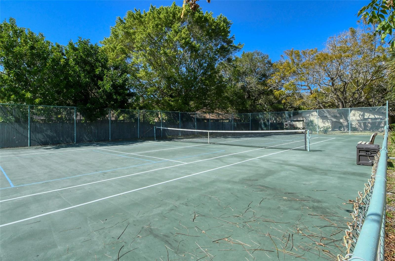 WOODSIDE VILLAGE EAST - Residential