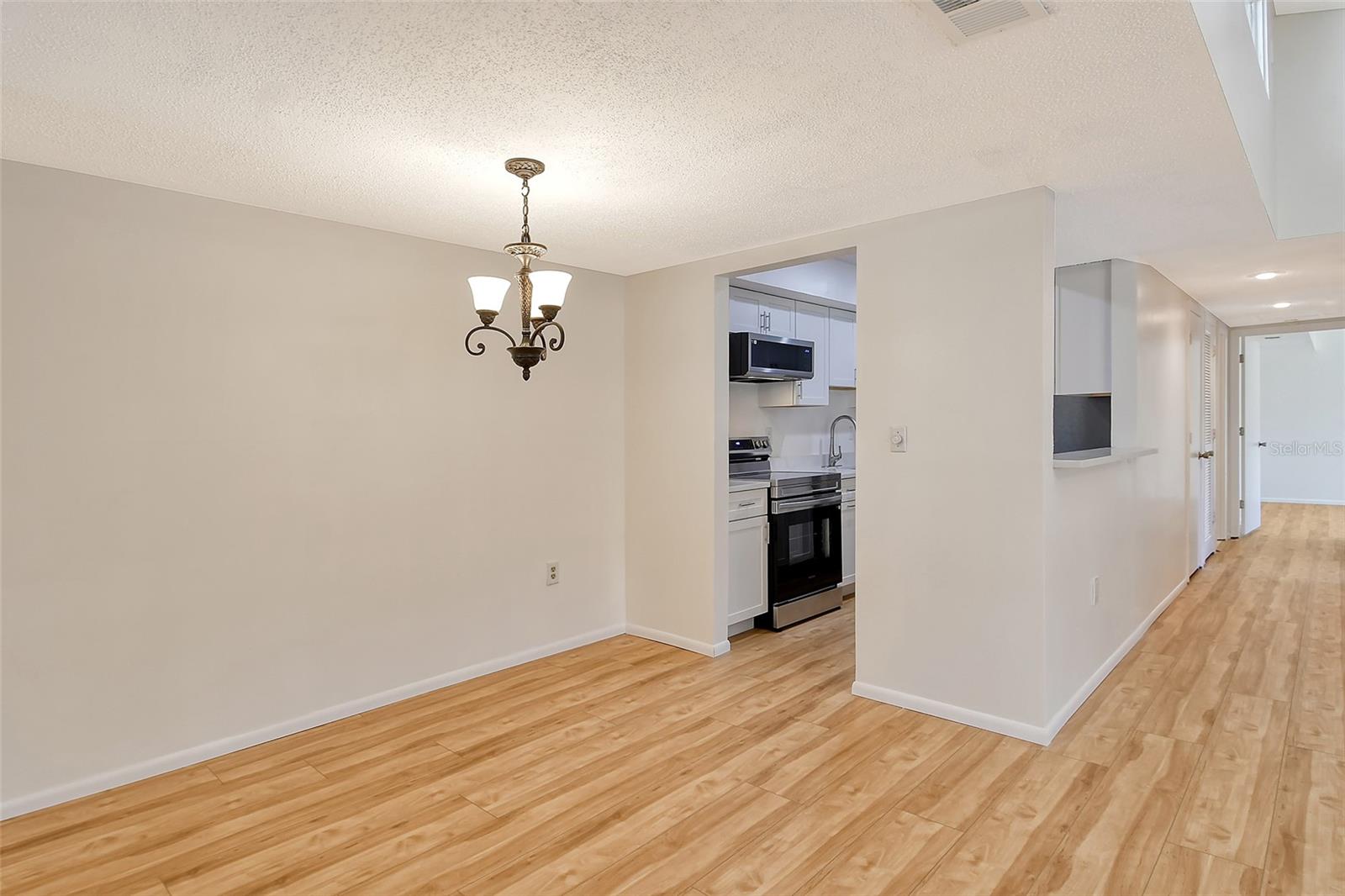 WOODSIDE VILLAGE EAST - Residential