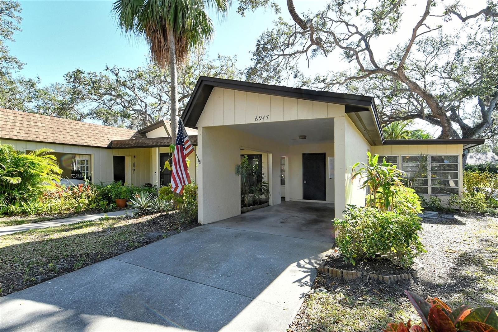 6947 WOODWIND DRIVE 77