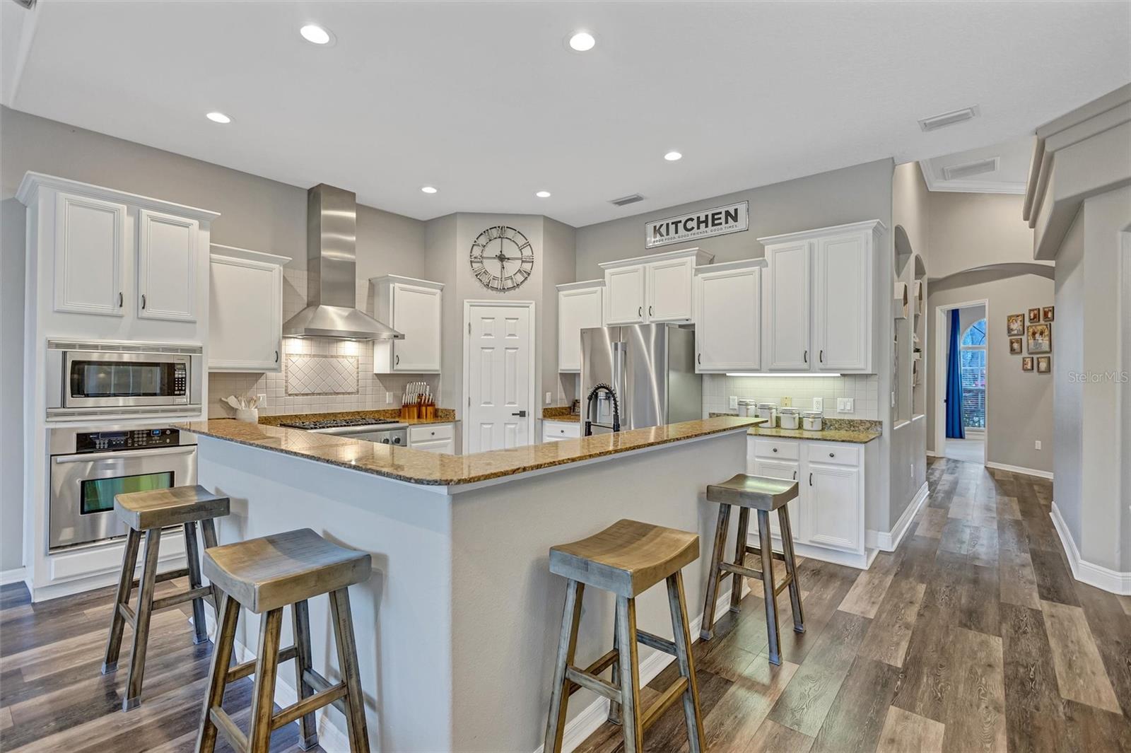 FISH HAWK TRAILS UNIT 3 - Residential