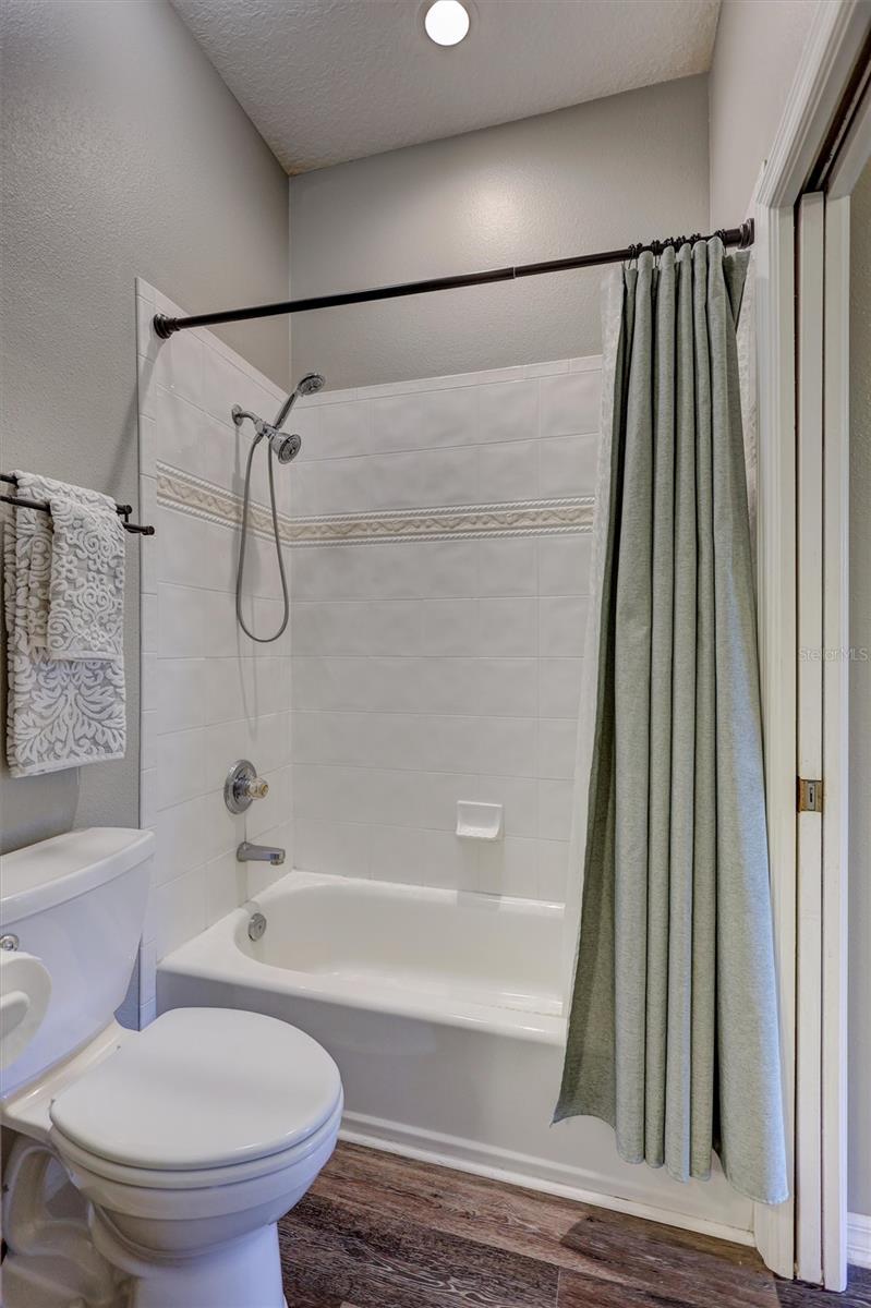 FISH HAWK TRAILS UNIT 3 - Residential