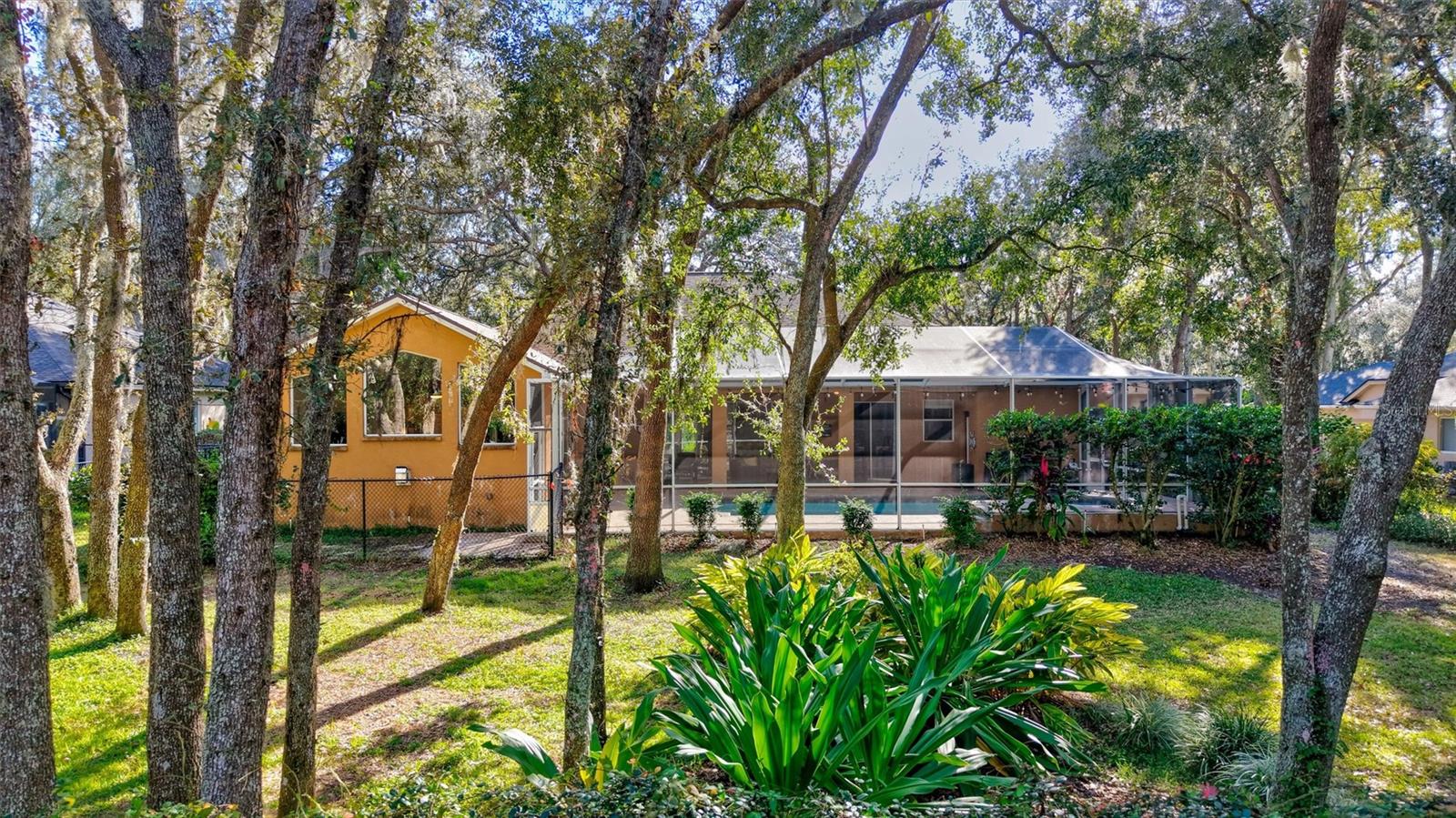 FISH HAWK TRAILS UNIT 3 - Residential