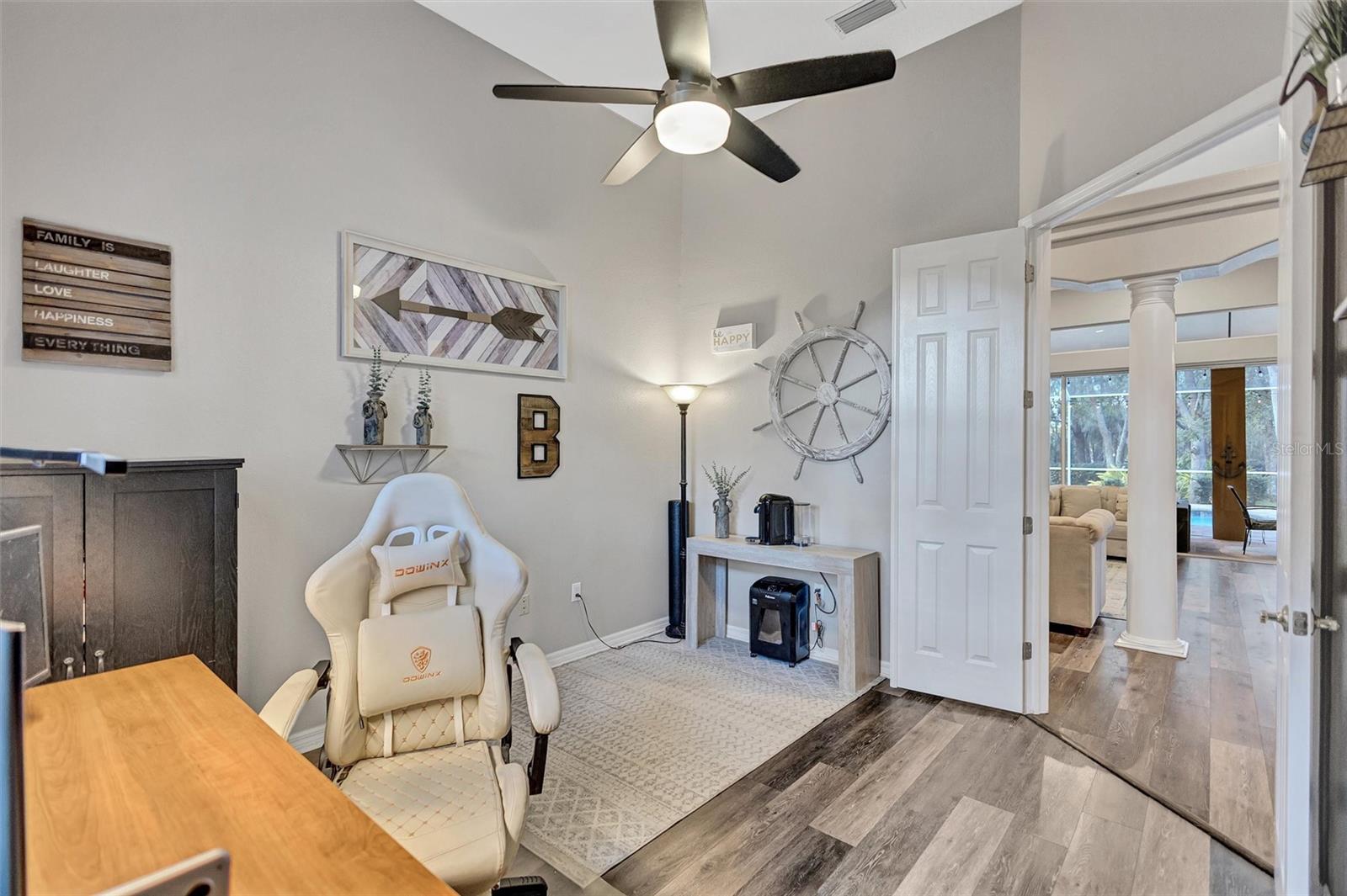 FISH HAWK TRAILS UNIT 3 - Residential