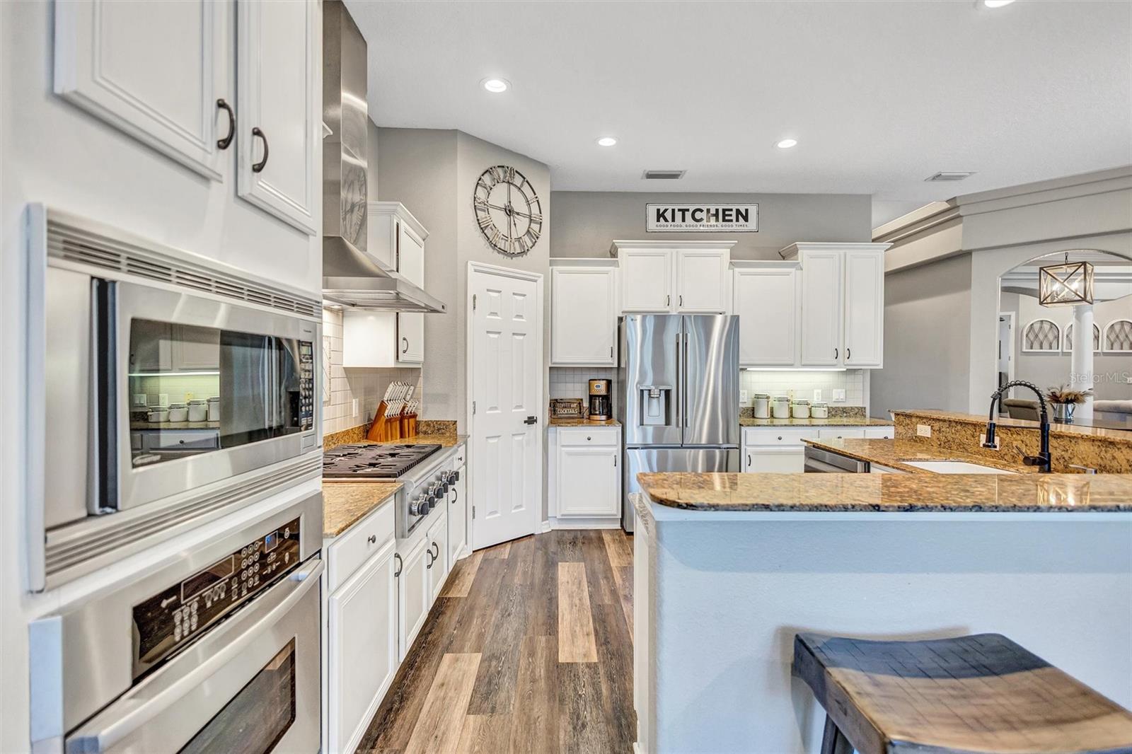 FISH HAWK TRAILS UNIT 3 - Residential