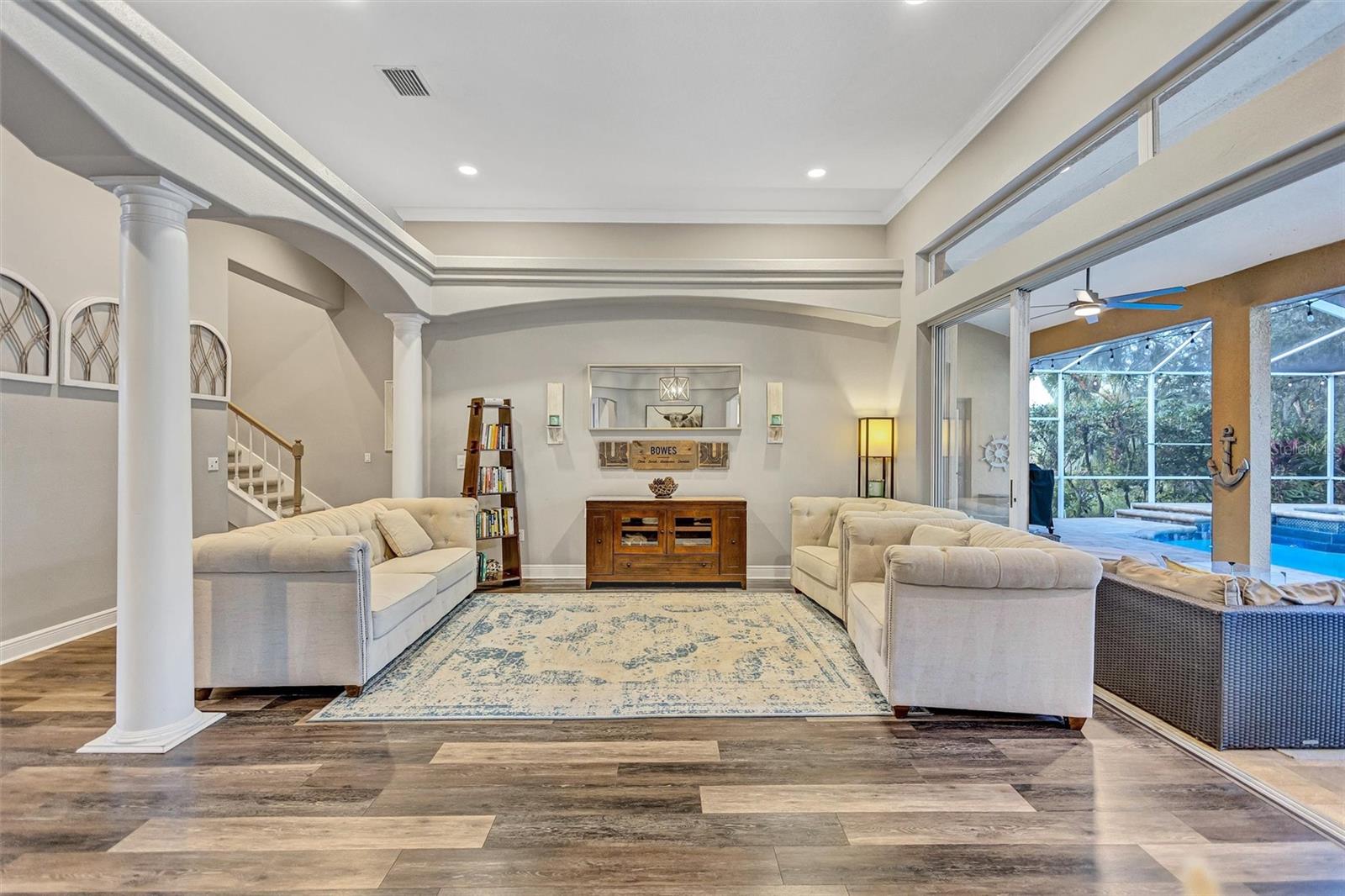 FISH HAWK TRAILS UNIT 3 - Residential