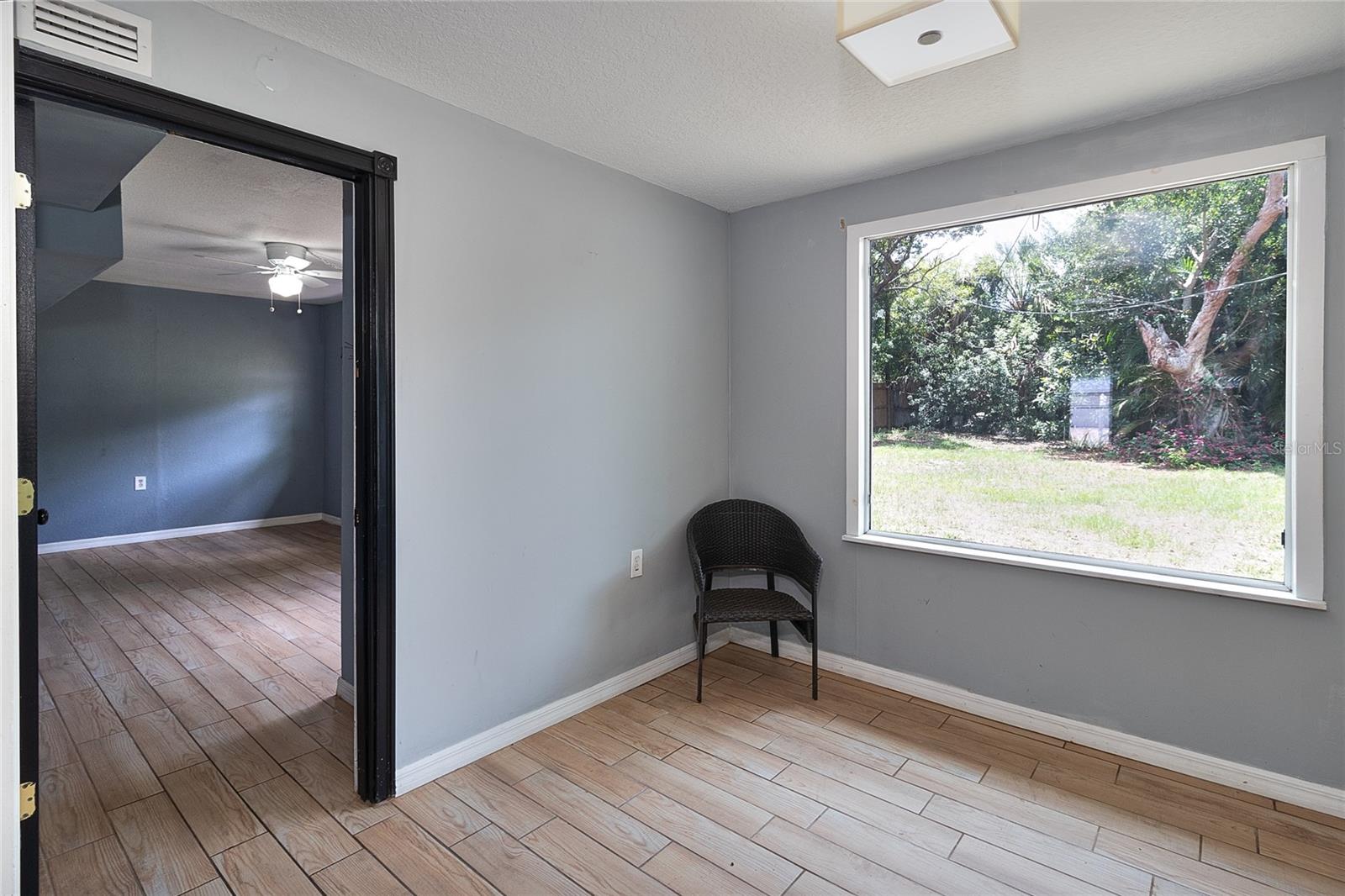 LAKELAND GROVES SUB - Residential