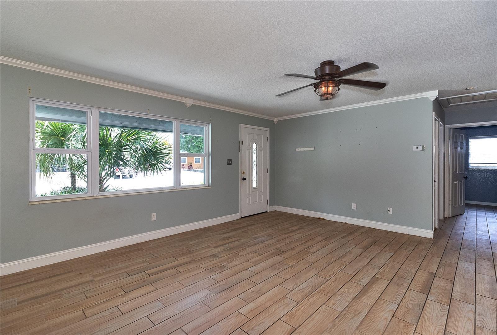 LAKELAND GROVES SUB - Residential