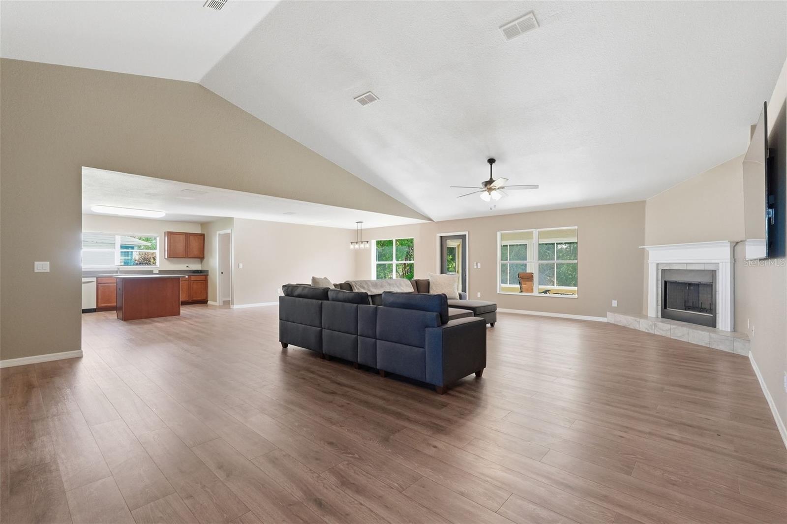 LAKE DIAMOND GOLF & CC PH 05 - Residential