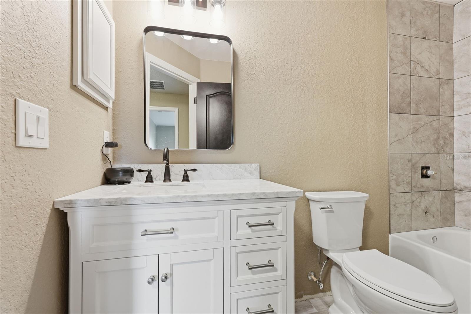 LAKE DIAMOND GOLF & CC PH 05 - Residential