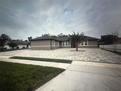 Photo of 2420 Gresham Drive, Orlando, FL 32807 (MLS # O6319809)