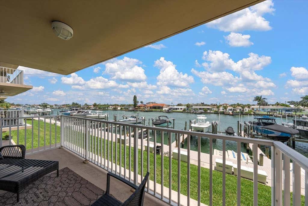 Photo of 223 Island Way #2E, Clearwater Beach, FL 33767 (MLS # TB8531284)