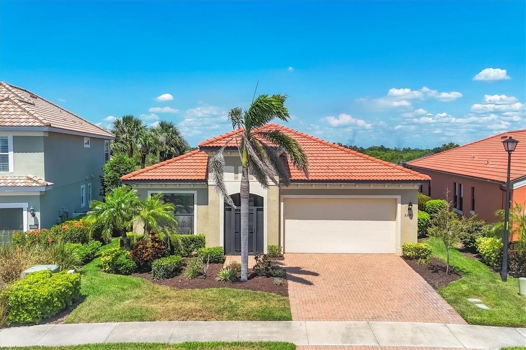 Photo of 23781 Waverly Circle, Venice, FL 34293 (MLS # D6140923)