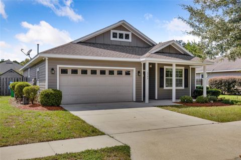 A home in HIGH SPRINGS