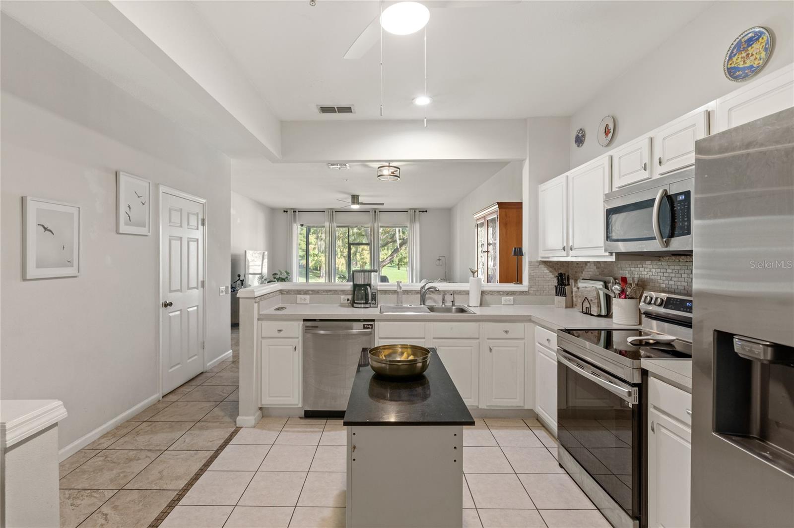 6105 TWAIN STREET 105