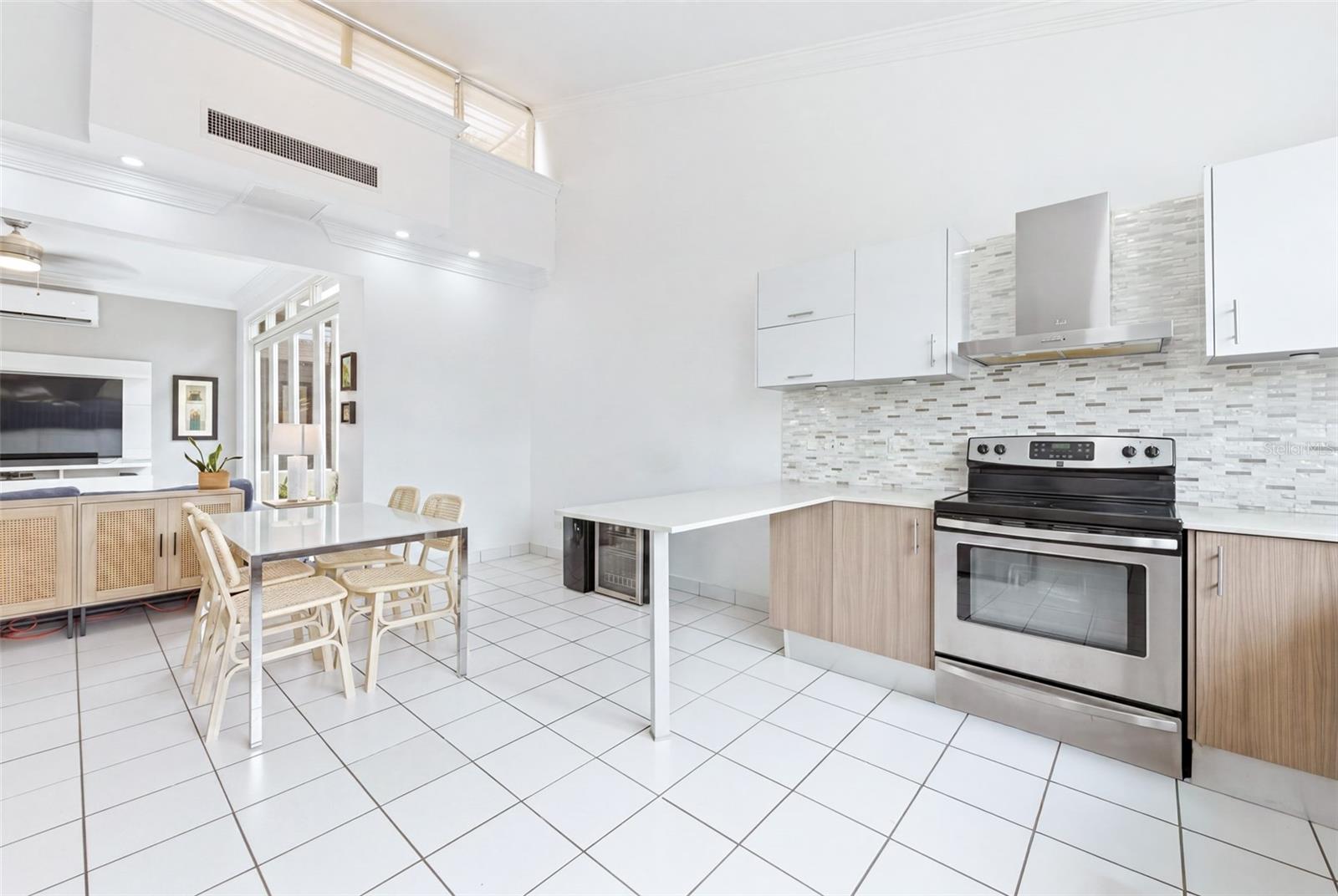 PASEO LAS VISTAS II - Residential