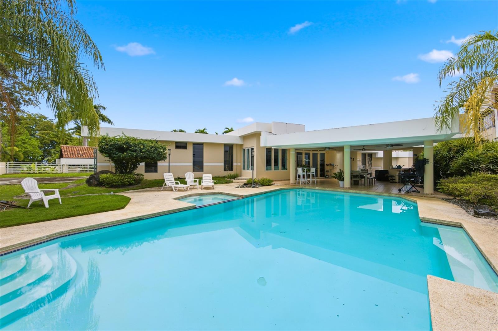 street 3 PASEO LAS VISTAS