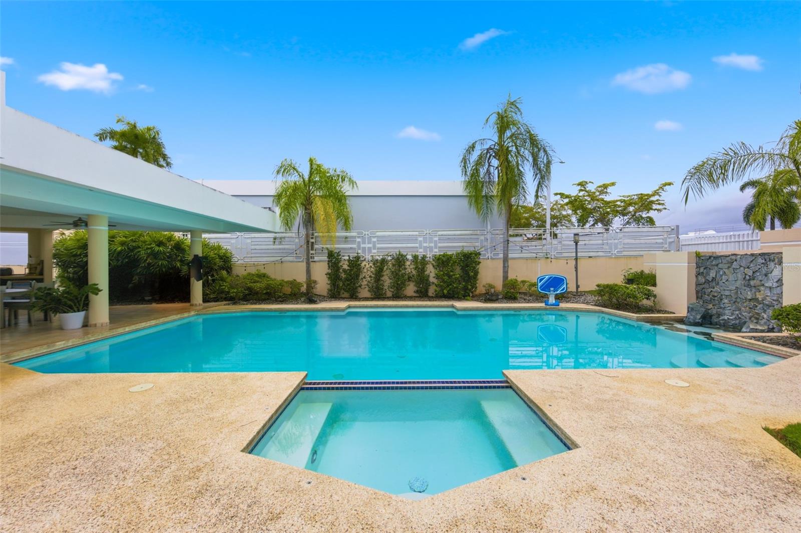 street 3 PASEO LAS VISTAS