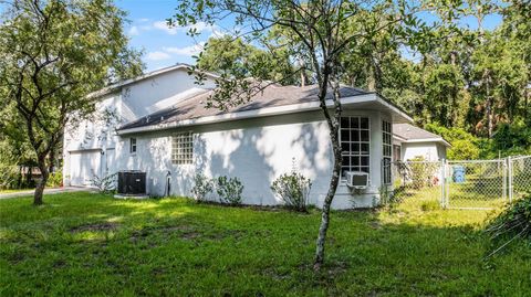 A home in DELAND