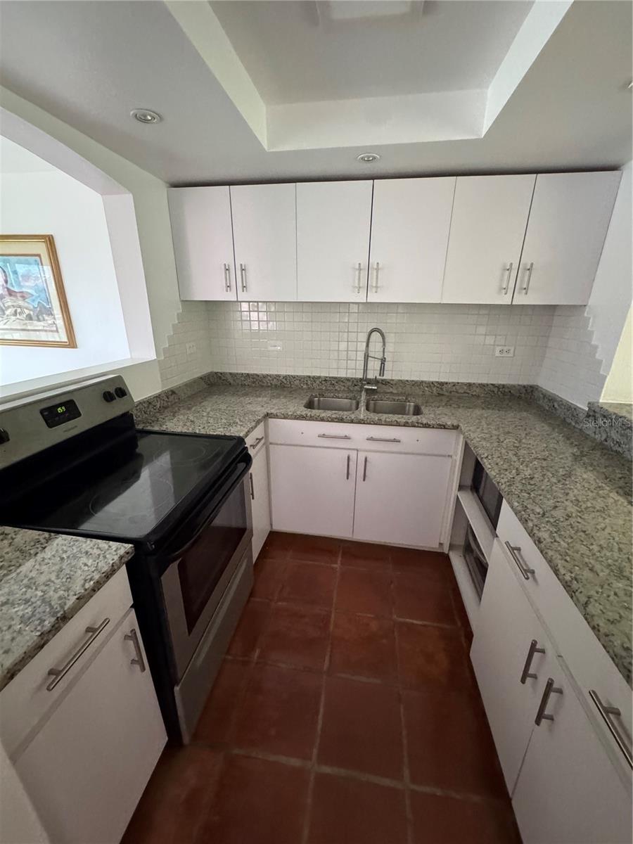 CANDELERO ABAJO - Residential