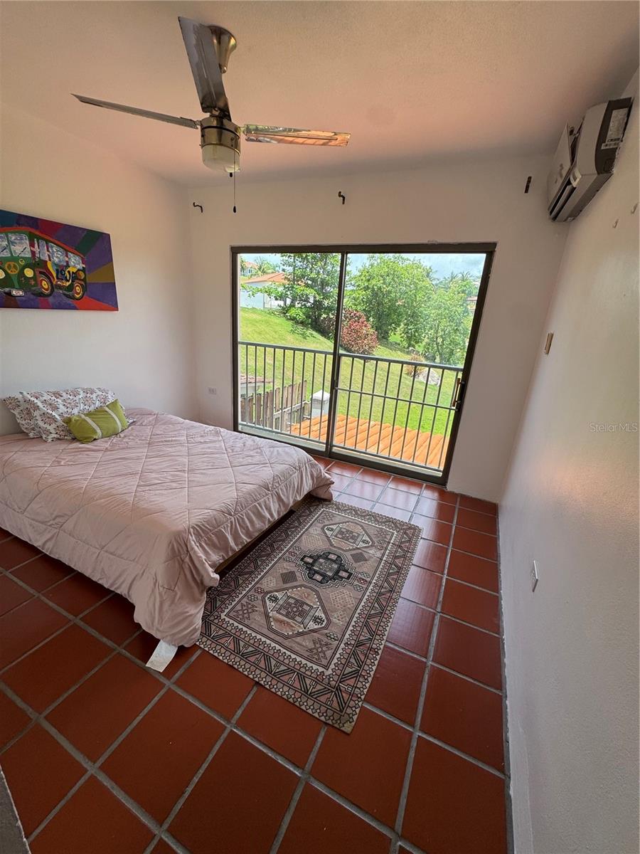 CANDELERO ABAJO - Residential