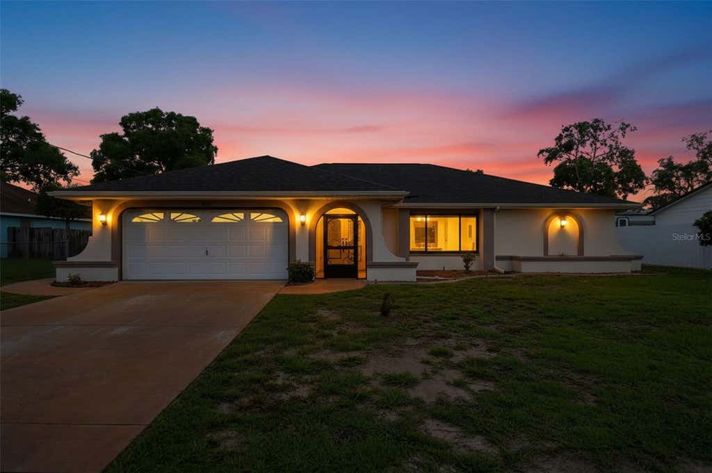 Photo of 10308 Gifford Drive, Spring Hill, FL 34608 (MLS # W7888352)