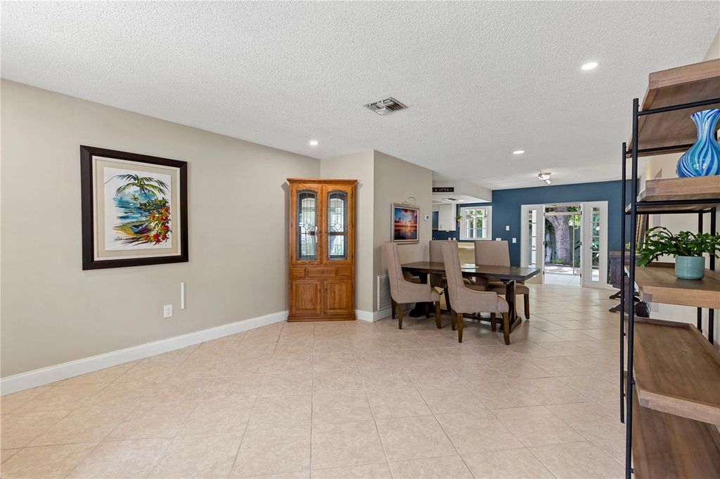 Photo of 2576 Huntington Avenue, Sarasota, FL 34232 (MLS # A4693286)