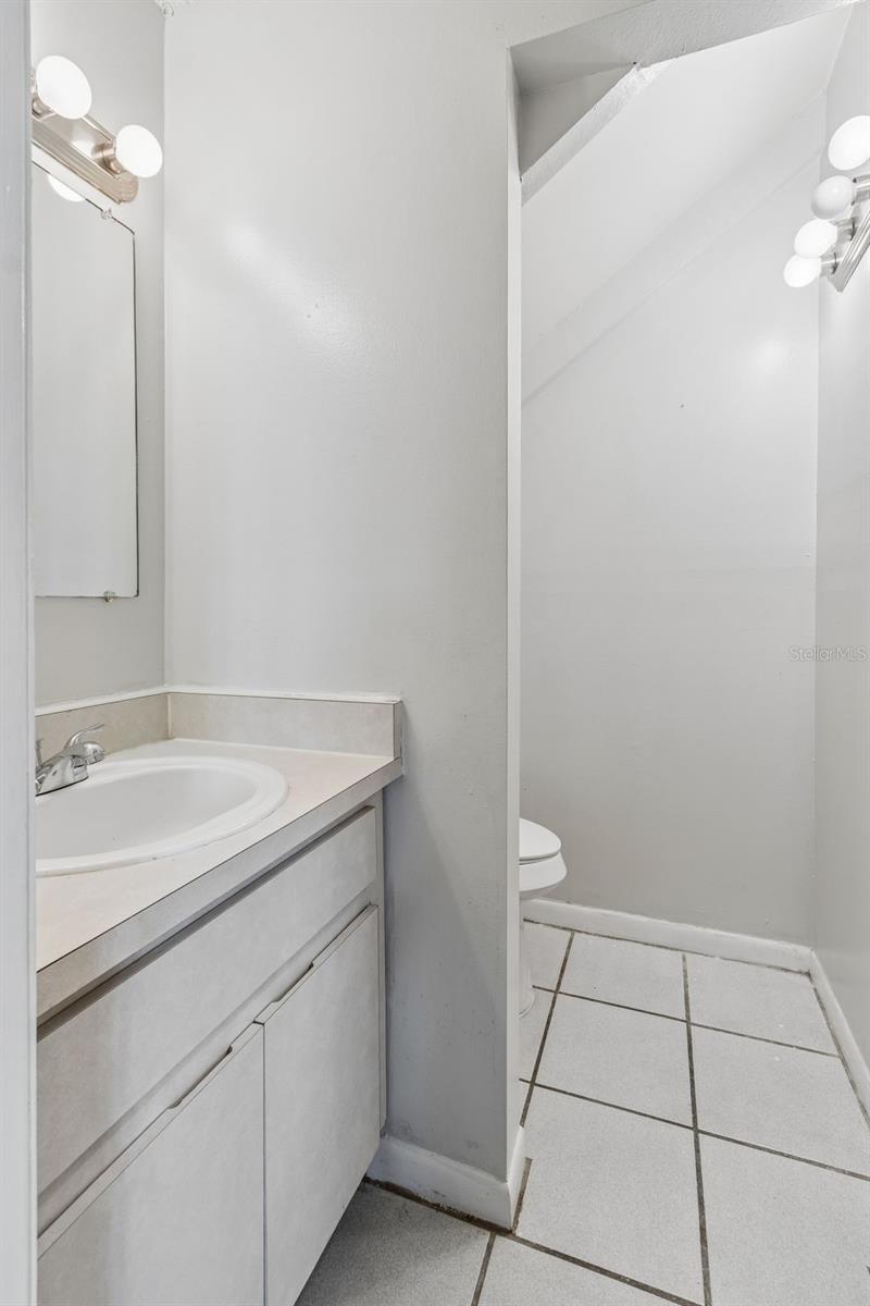 SUNRIDGE OF TAMPA BAY A CONDOM - Residential