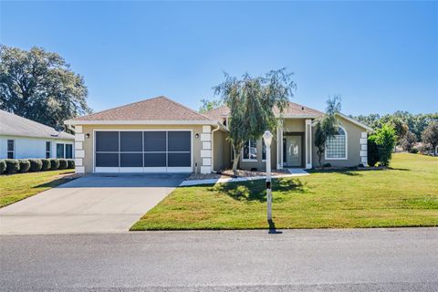 Photo of 5334 NW 19th Place, Ocala, FL 34482 (MLS # OM712625)