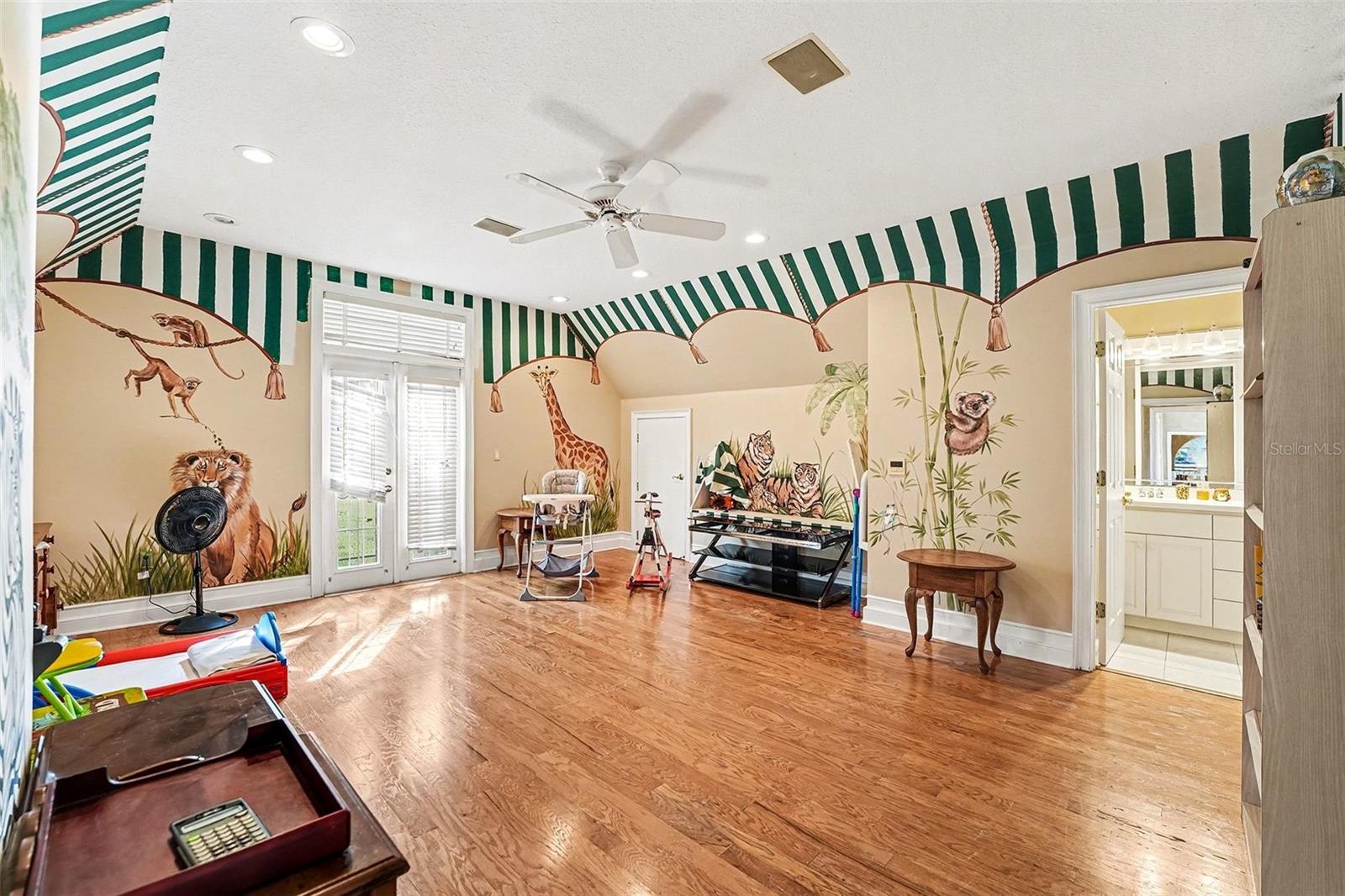 VAN FLEET ESTATES - Residential