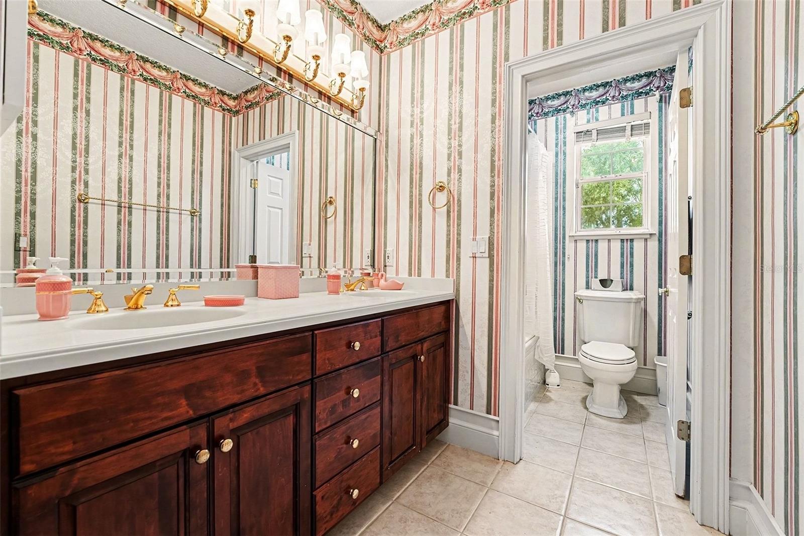 VAN FLEET ESTATES - Residential