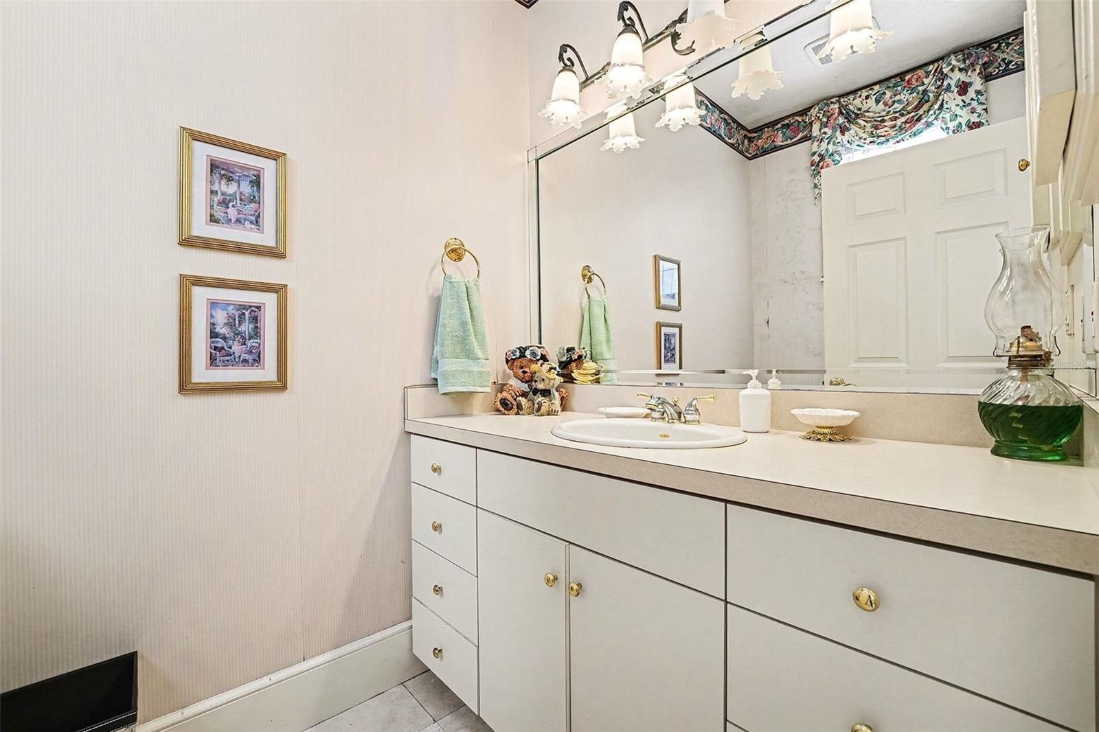 VAN FLEET ESTATES - Residential