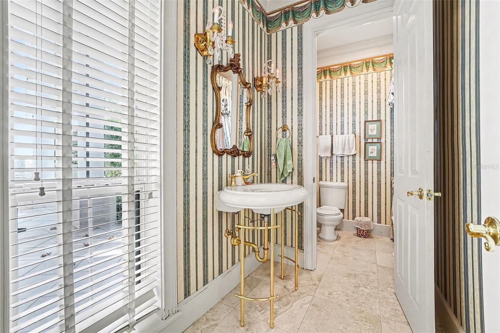 VAN FLEET ESTATES - Residential