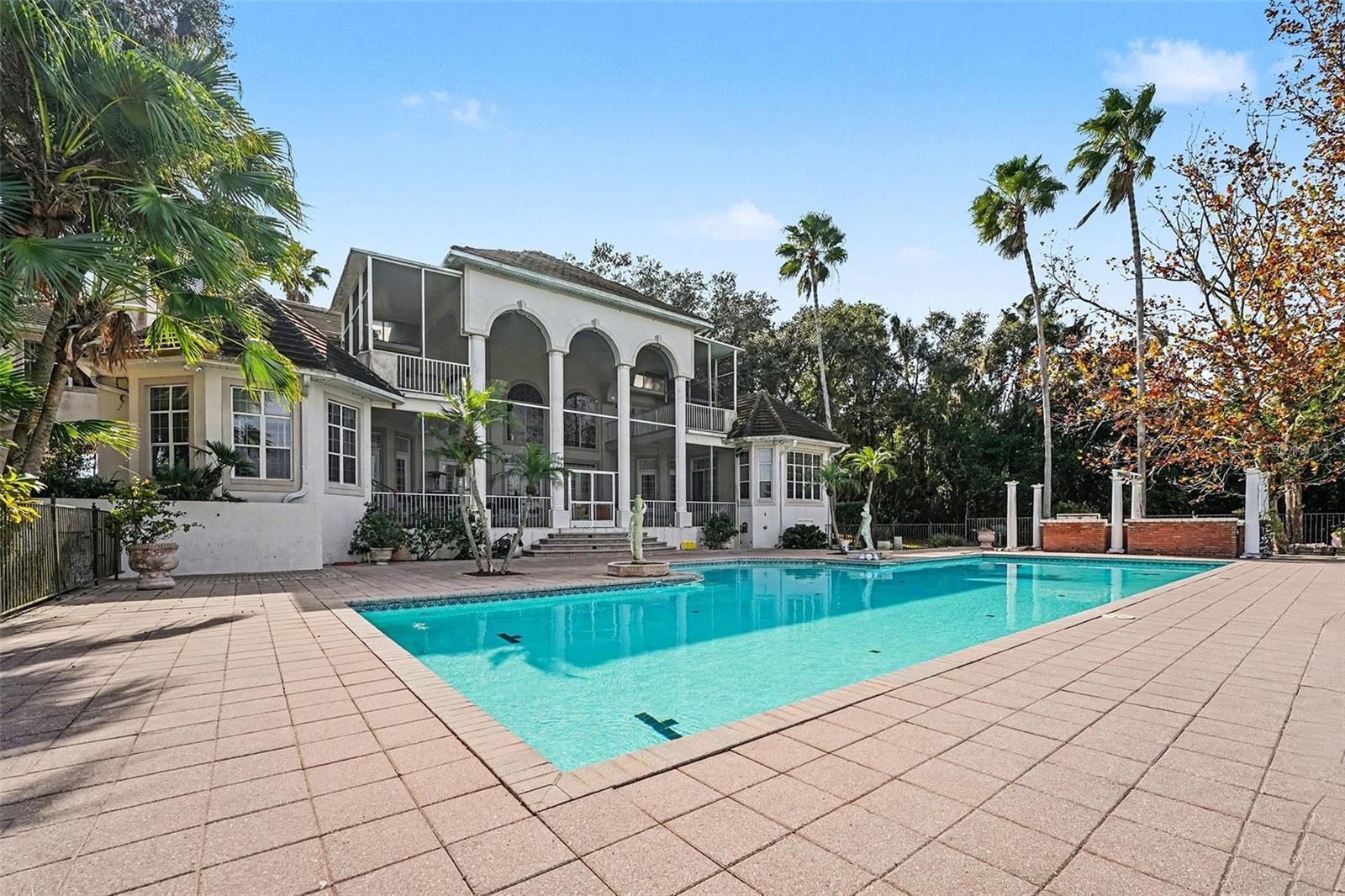 VAN FLEET ESTATES - Residential