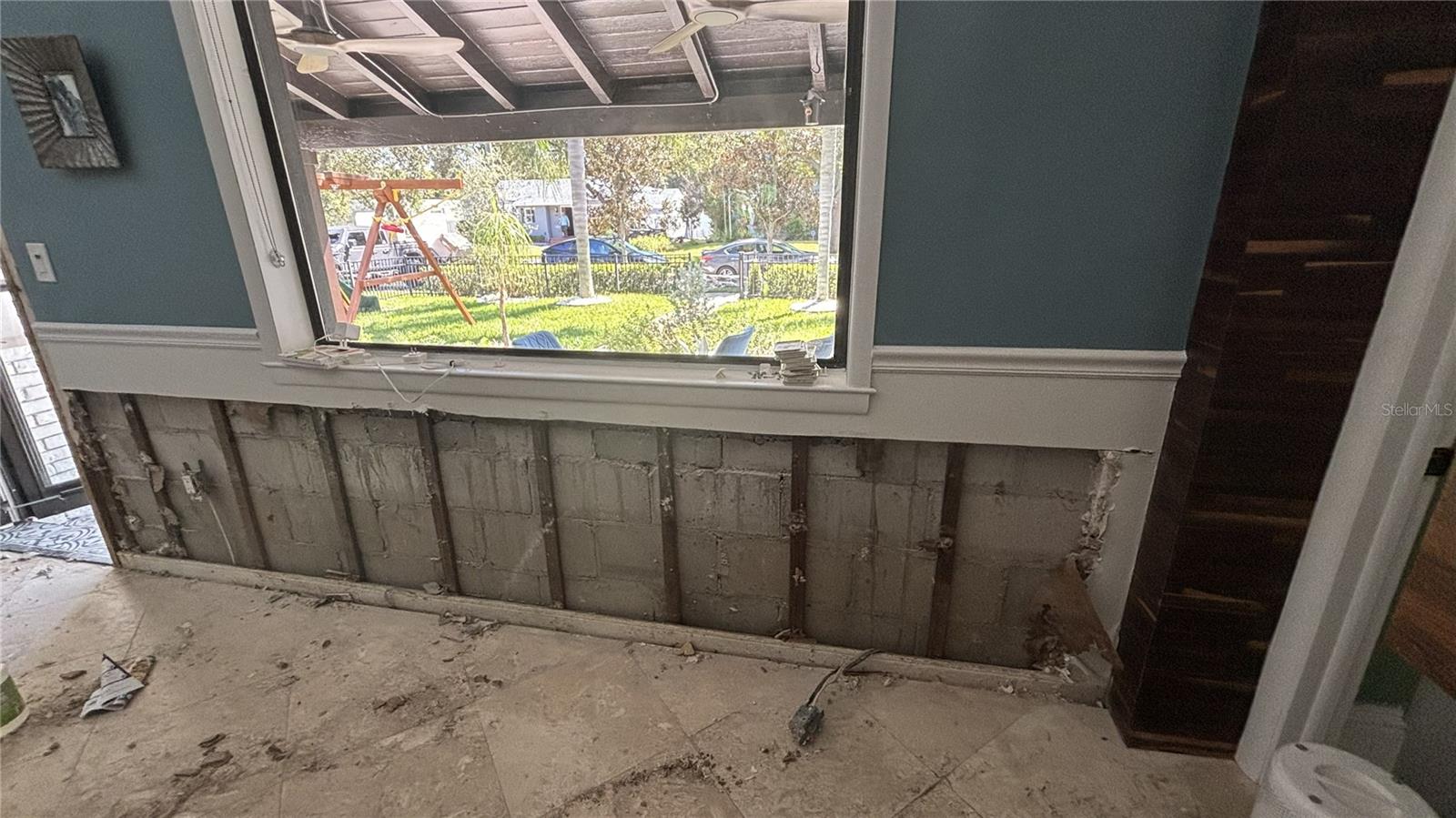 2927 W ALLINE AVENUE